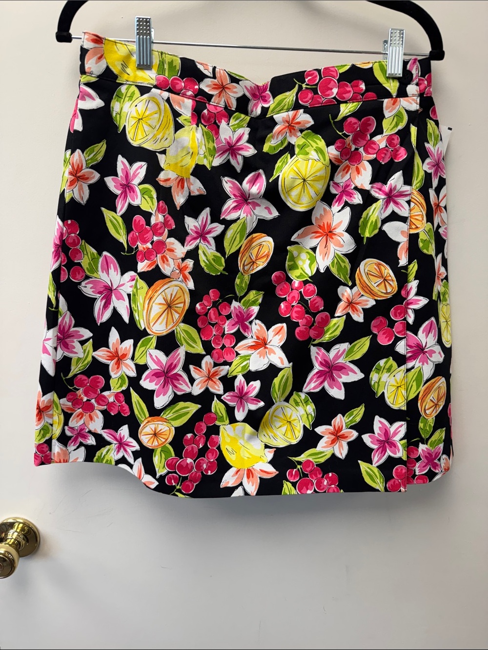 Briggs New York Black Floral & Citrus Print Skort with Pink and Yellow Accents